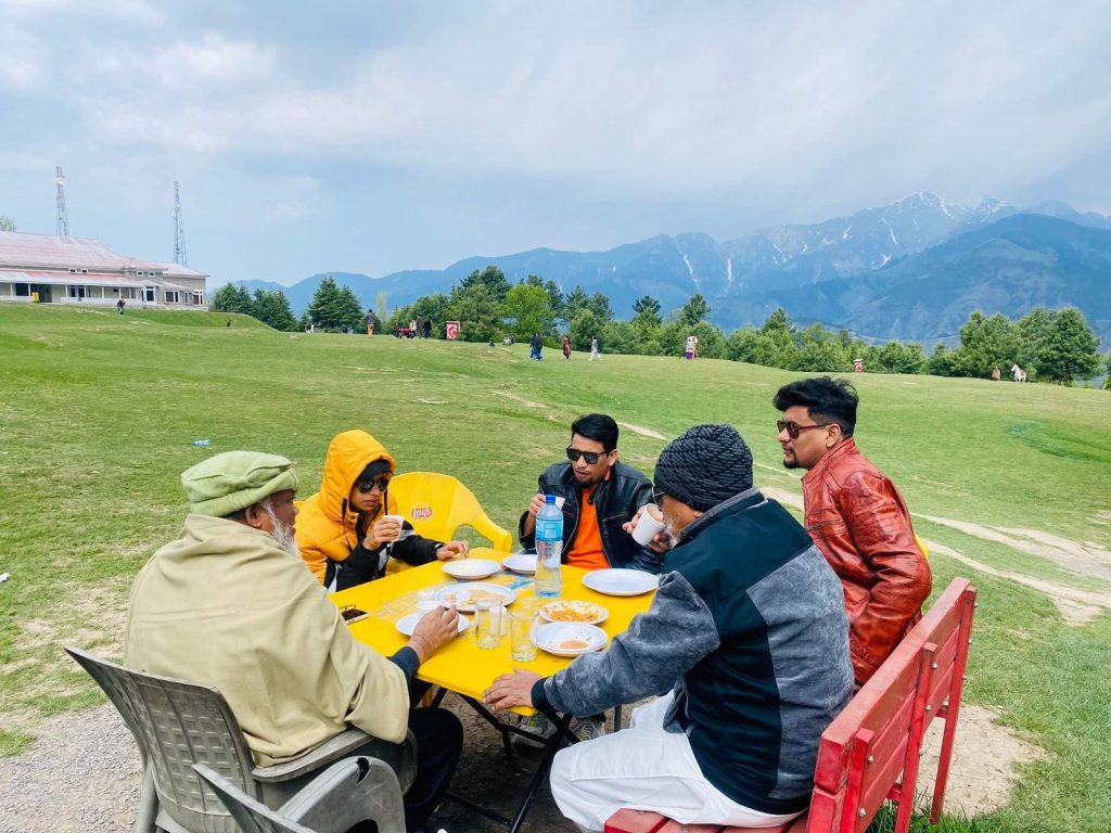 Naran Kaghan Family Tour Packages